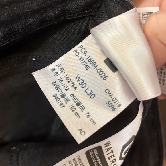 Black Levi’s 712 Womens Jeans size W 30 L 30 - Picture 6 of 7